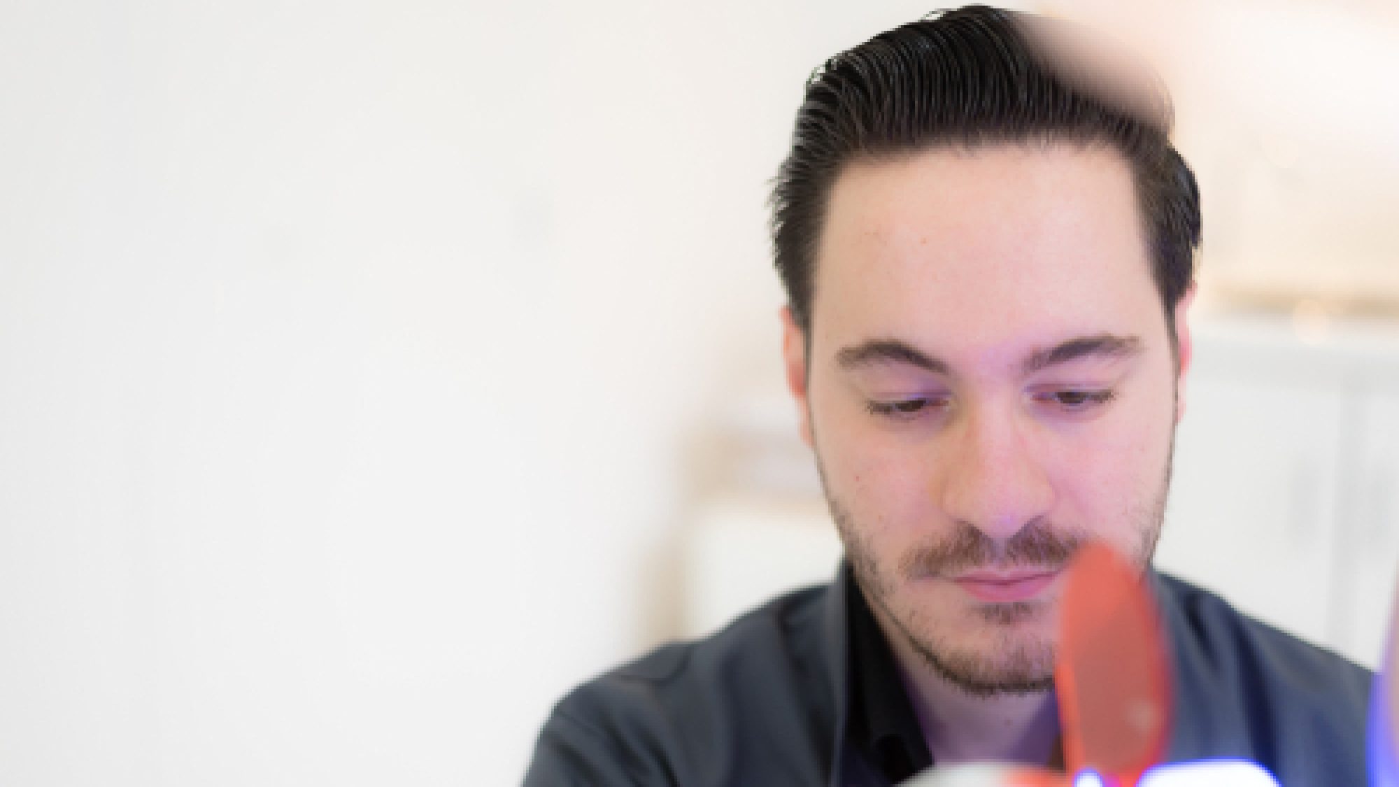 Professional,Male,In,A,Clinic,Holding,Dental,Instruments,Copyspace