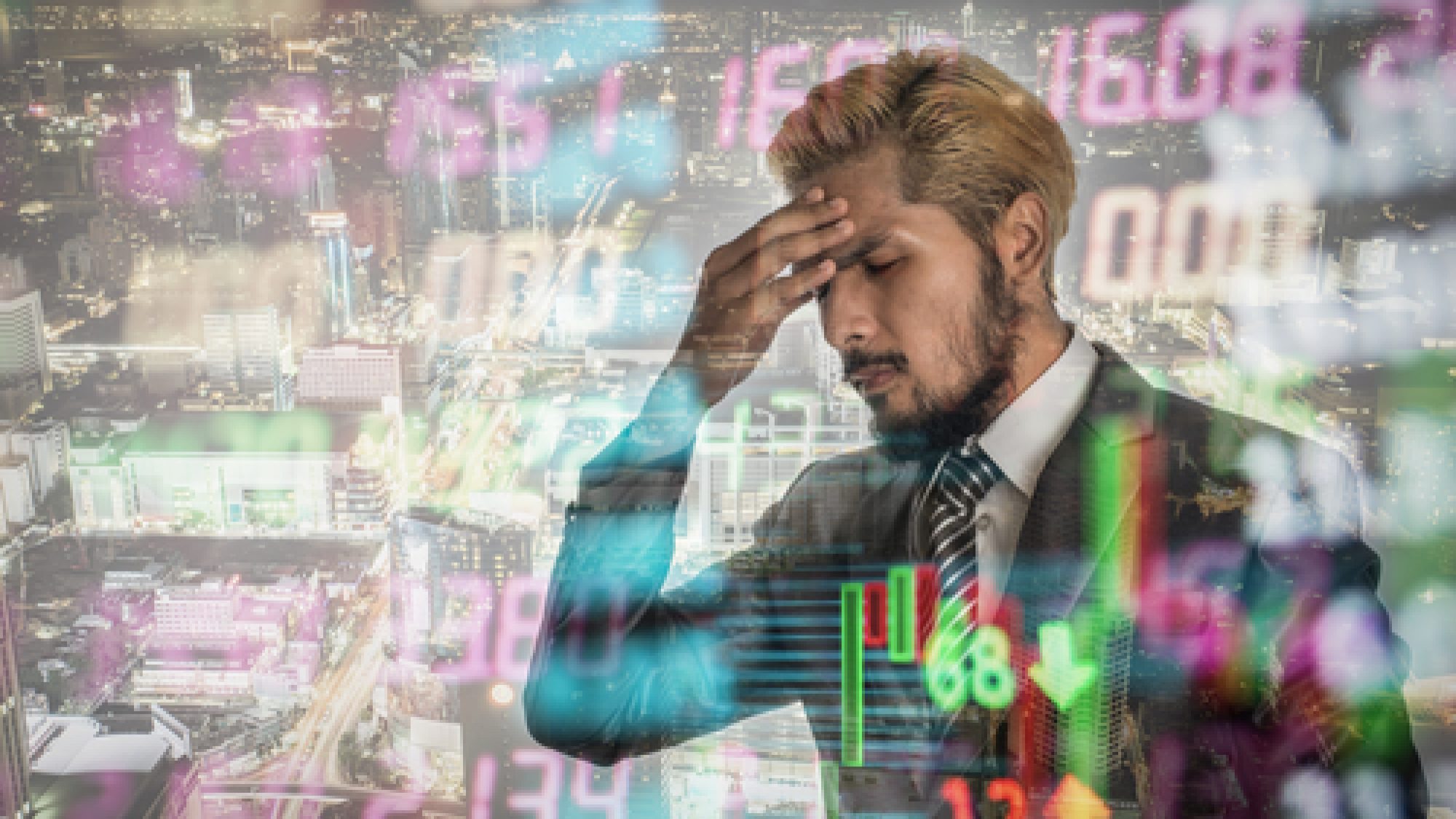 Businessman,Crisis,With,Stock,Market,In,Panic,Graph,And,Chart