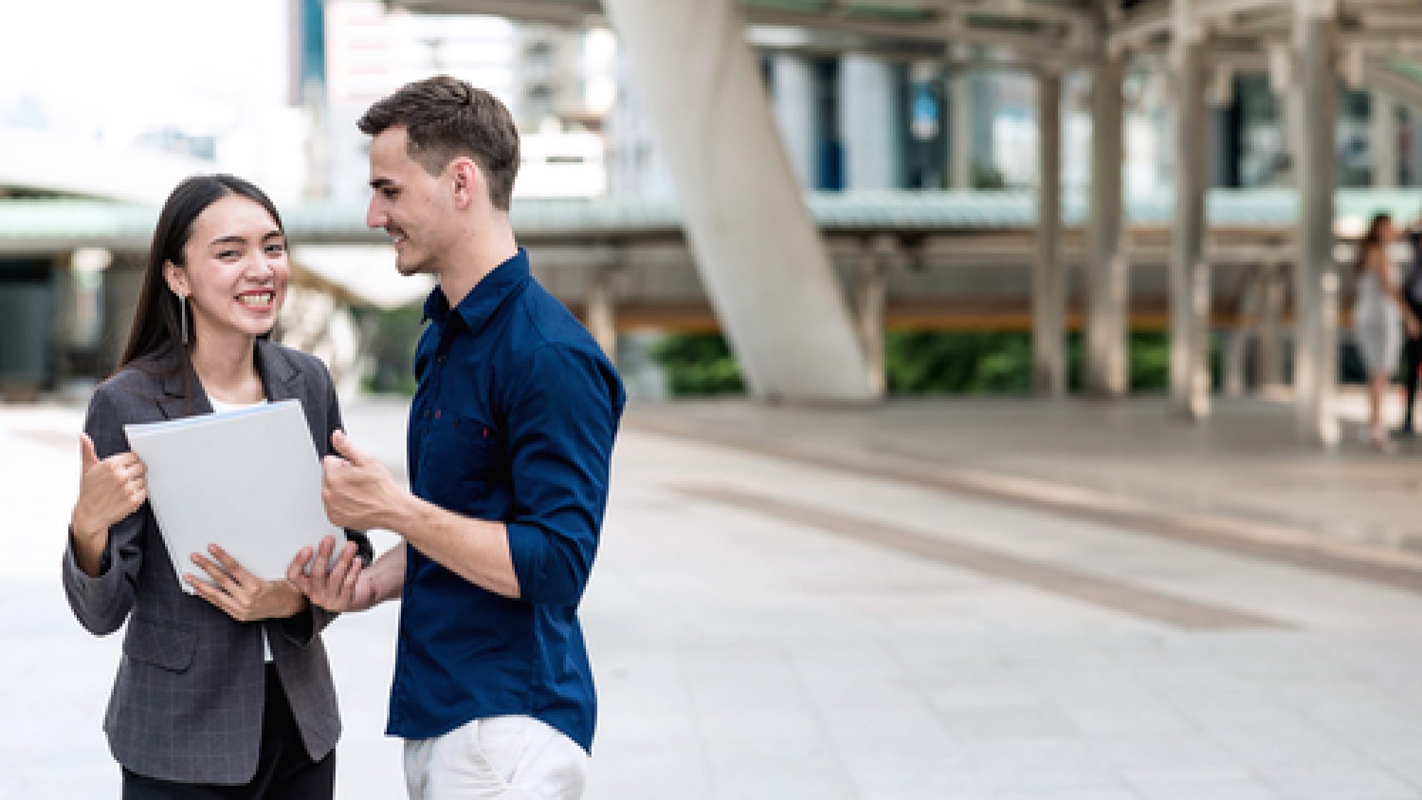 Sale,Woman,Trying,To,Sell,Insurance,To,Potential,Male,Client.